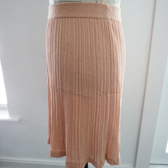 Missoni Pink Pleated Lame Knee Length Pencil Skirt - Picture 3 of 8
